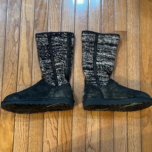 New WO tags UGG women size 7- never worn